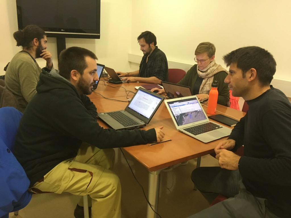 Moment del seminari a l'ICAC. Orengo, a la dreta