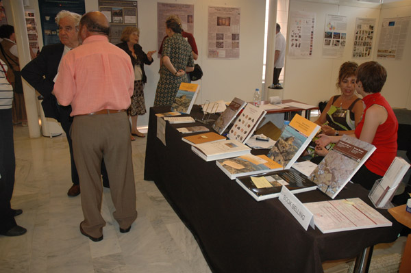 Parada llibres Asmosia