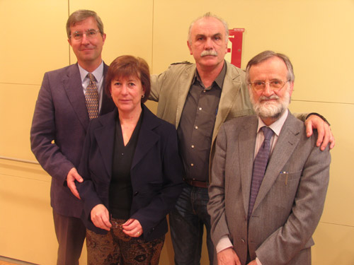 Tribunal de càtedra - Prof. Rodà, Prof. Carbonell i Prof. Olmos Tribunal de càtedra - Prof. Rodà, Prof. Carbonell i Prof. Olmos